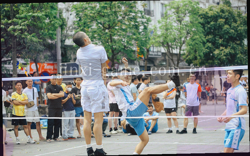 足球场上的主客攻防热区图